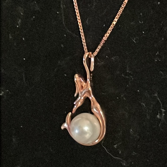 18” 14k rose gold over sterling silver necklace w/white pearl & mermaid pendant - Picture 2 of 14
